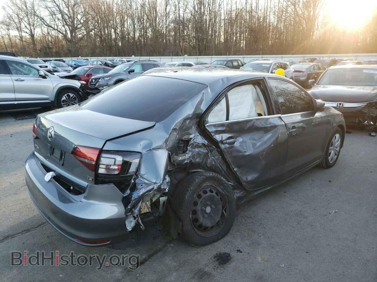 2017 VOLKSWAGEN JETTA - VIN: 3VW2B7AJ1HM405180 - Фото 3