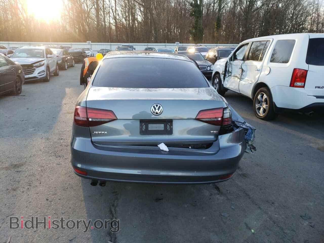 2017 VOLKSWAGEN JETTA - VIN: 3VW2B7AJ1HM405180 - Фото 6