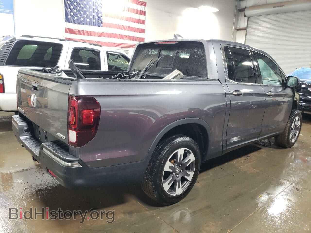 2019 HONDA RIDGELINE - VIN: 5FPYK3F75KB028861 - Фото 3