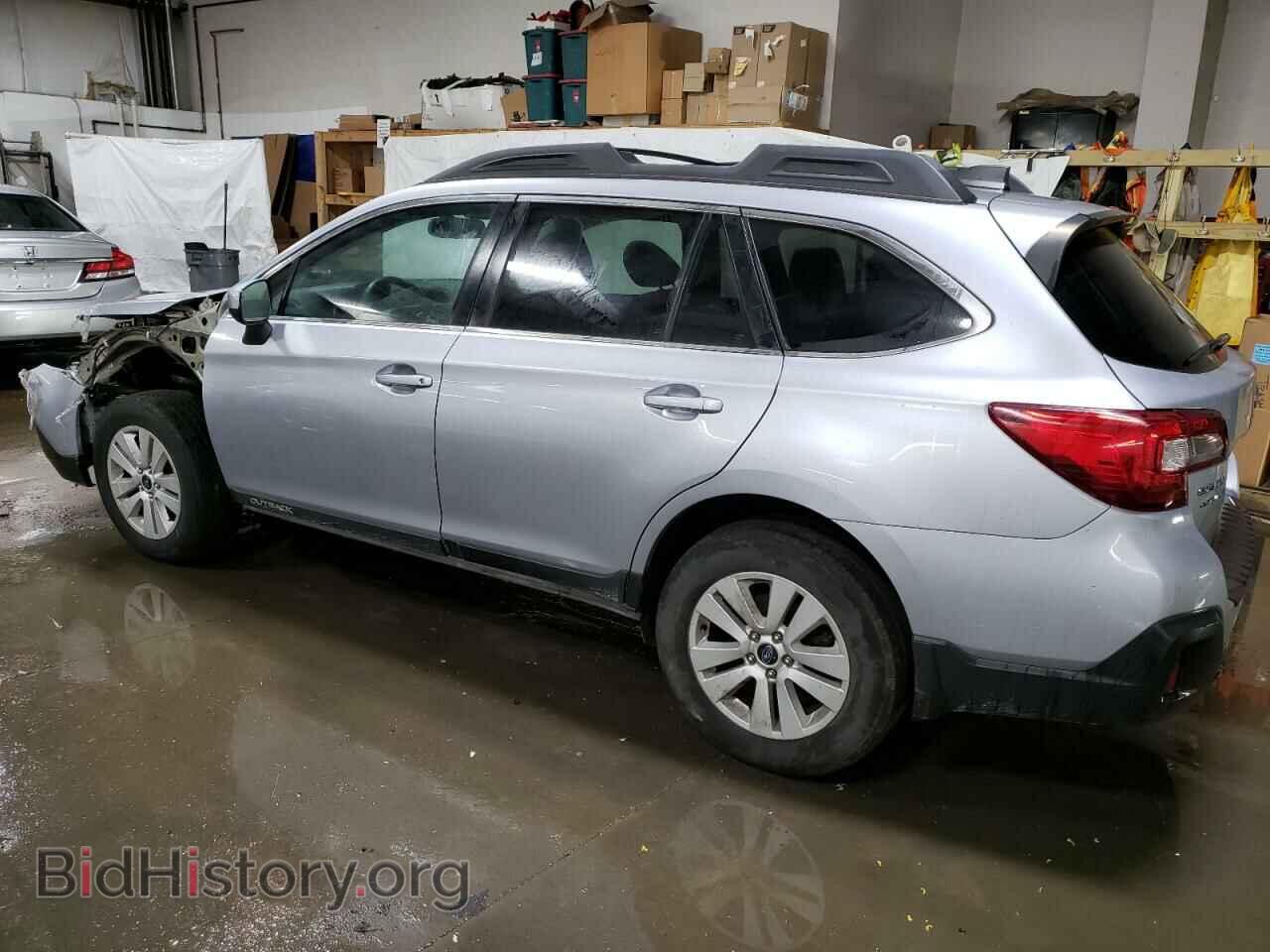 2018 SUBARU OUTBACK - VIN: 4S4BSADC1J3233345 - Фото 2