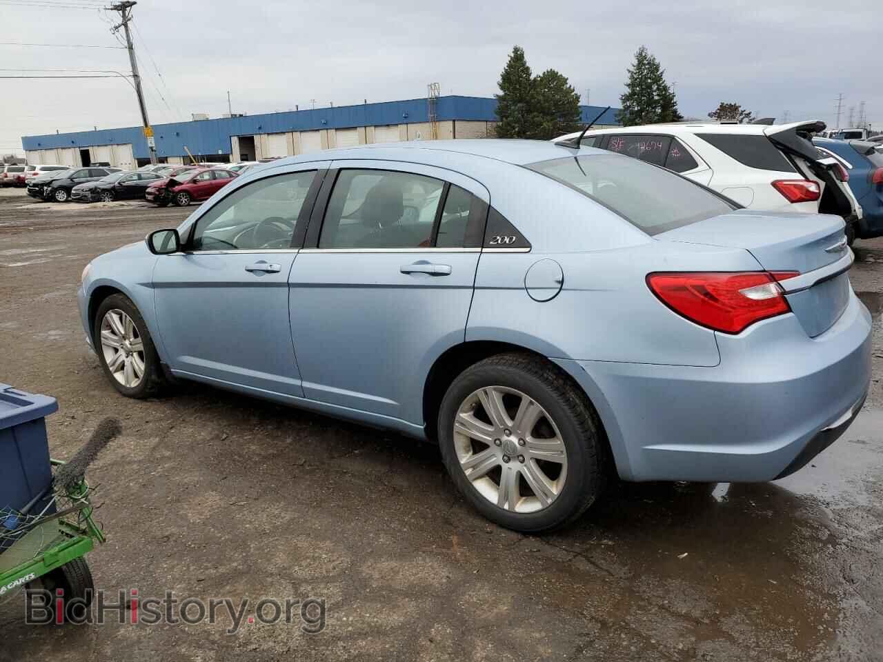2012 CHRYSLER 200 - VIN: 1C3CCBBB1CN176811 - Photo 2