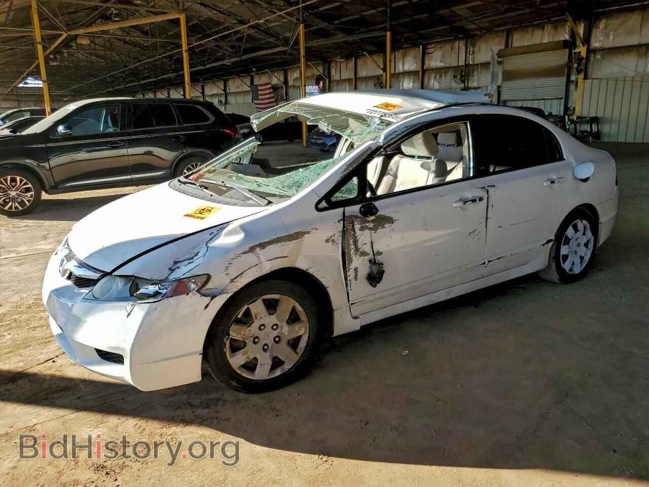 Фотография 19XFA1F56BE040013 - HONDA CIVIC 2011