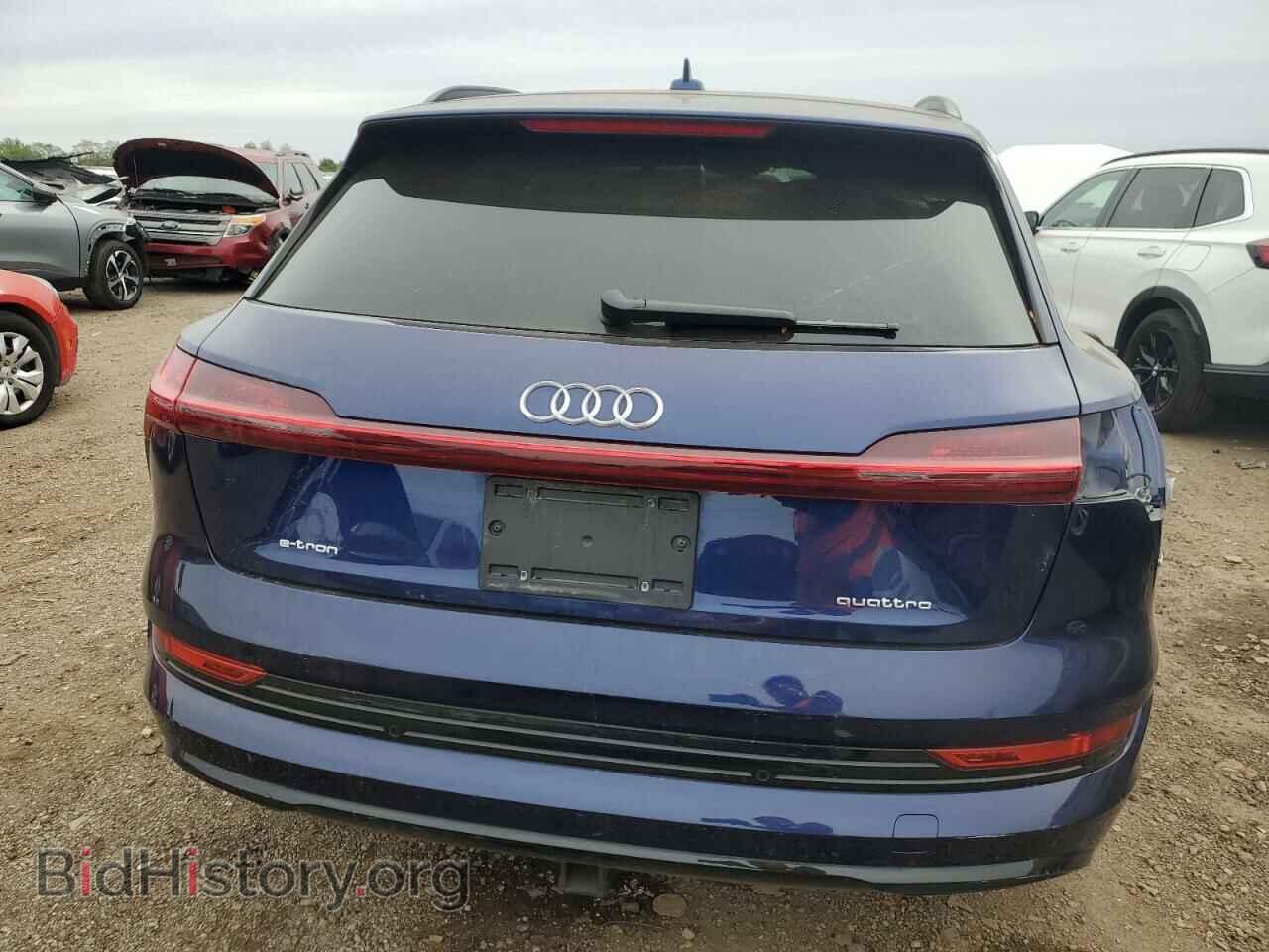 2021 AUDI E-TRON - VIN: WA1LAAGE9MB026280 - Фото 6