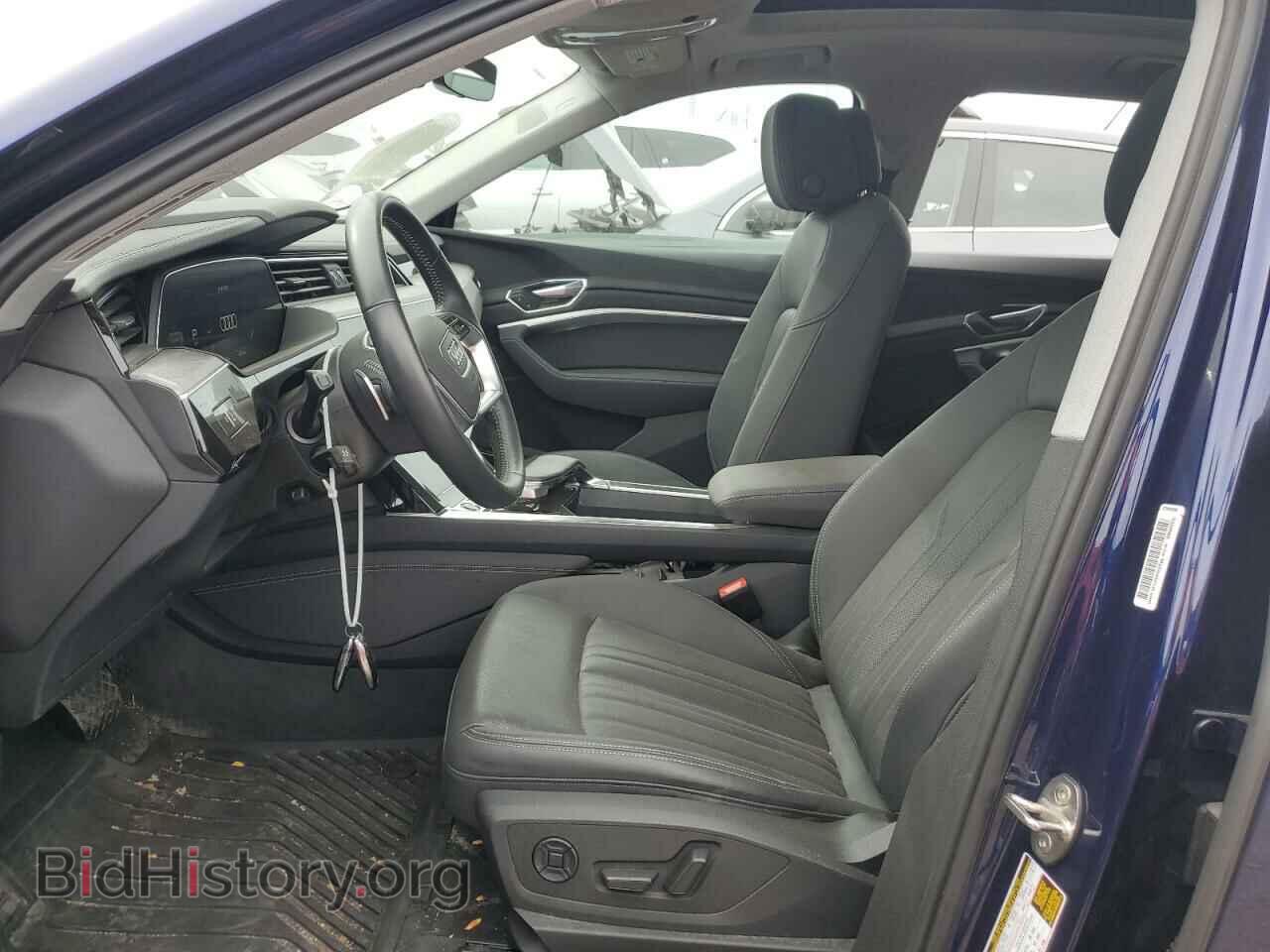 2021 AUDI E-TRON - VIN: WA1LAAGE9MB026280 - Фото 7