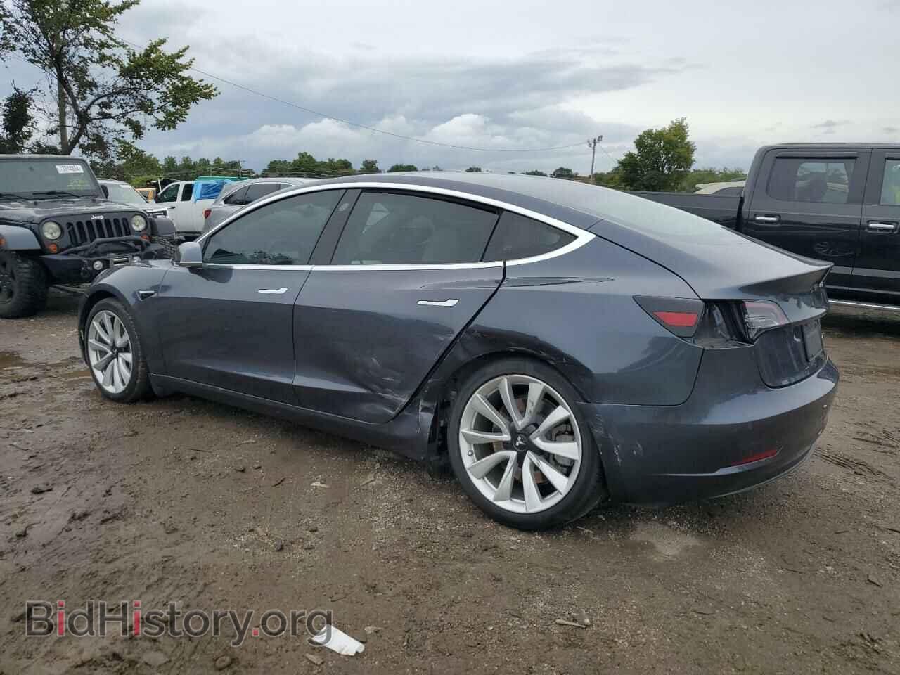 2018 TESLA MODEL 3 - VIN: 5YJ3E1EB0JF170232 - Photo 2