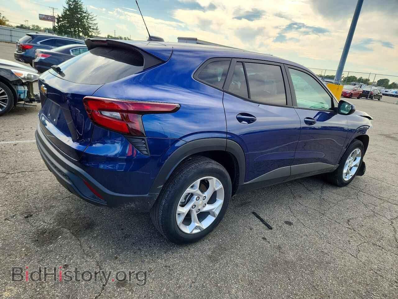 2024 CHEVROLET TRAX - VIN: KL77LFE20RC220783 - Photo 3