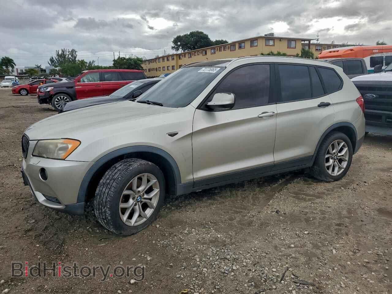 Photo 5UXWX7C55BL734395 - BMW X3 2011