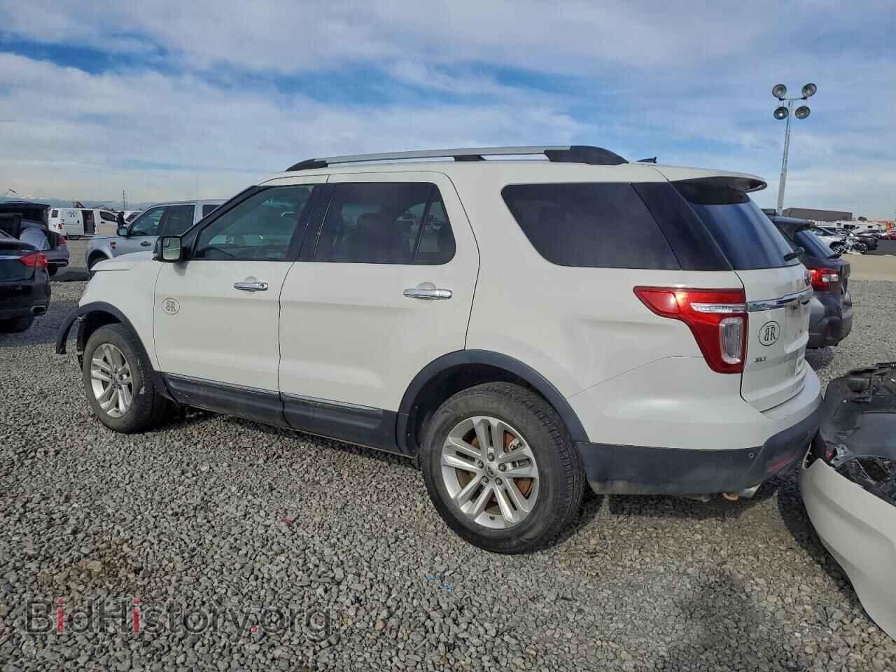 2011 FORD EXPLORER - VIN: 1FMHK8D85BGA57568 - Photo 2