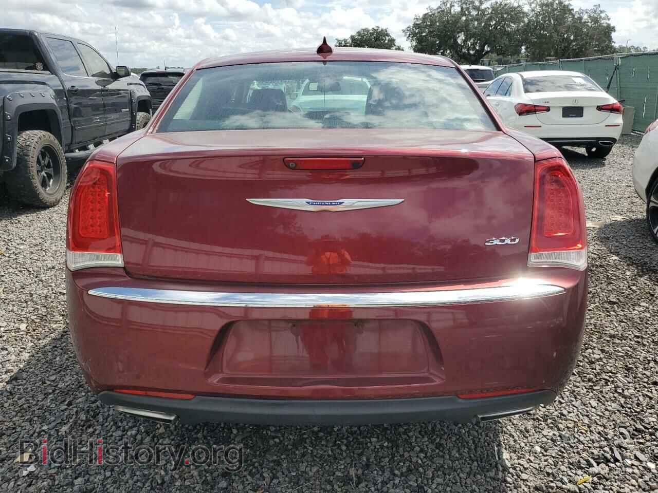 2019 CHRYSLER 300 - VIN: 2C3CCAEG1KH559947 - Фото 6