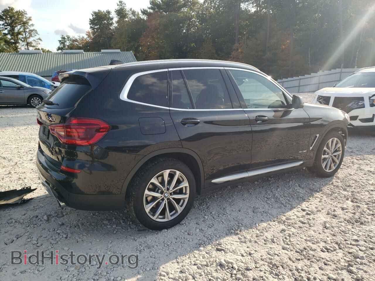 2018 BMW X3 - VIN: 5UXTR9C59JLC75883 - Фото 3
