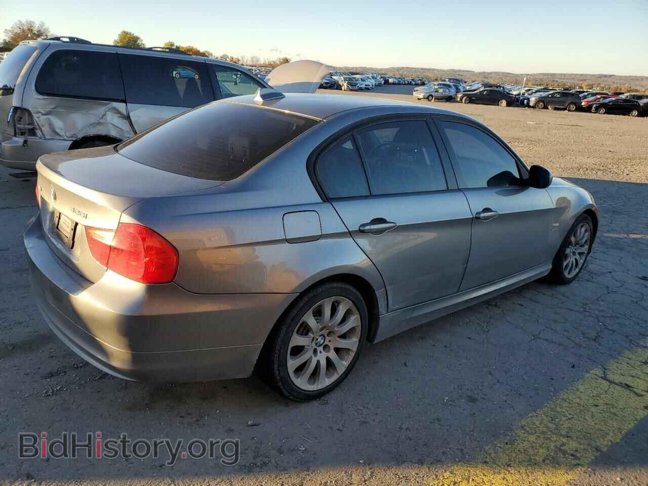 2011 BMW 3 SERIES - VIN: WBAPK7C56BA820571 - Фото 3