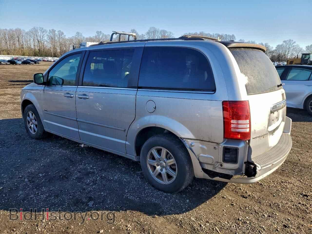 2008 CHRYSLER MINIVAN - VIN: 2A8HR54P28R731195 - Фото 2