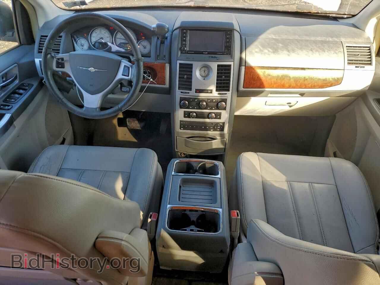 2008 CHRYSLER MINIVAN - VIN: 2A8HR54P28R731195 - Фото 8