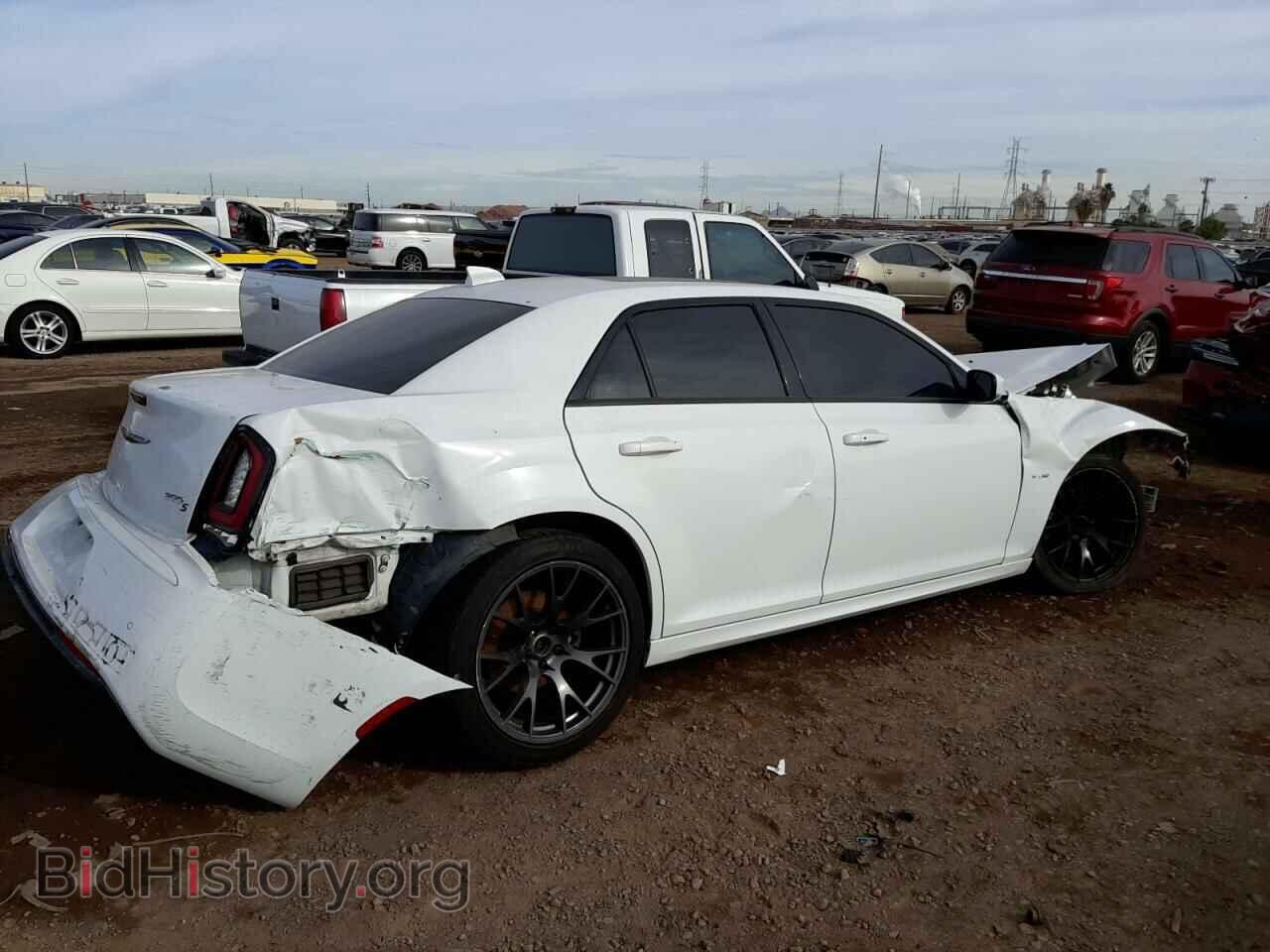 2016 CHRYSLER 300 - VIN: 2C3CCABT5GH147832 - Фото 3