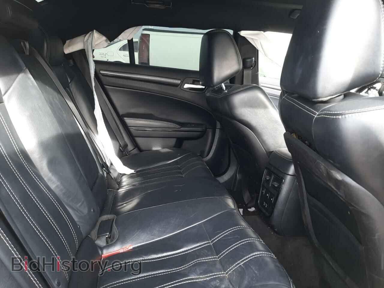 2016 CHRYSLER 300 - VIN: 2C3CCABT5GH147832 - Фото 10