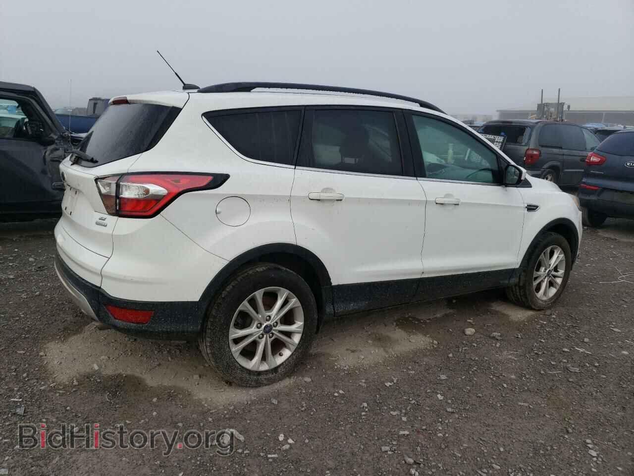 2018 FORD ESCAPE - VIN: 1FMCU0GD1JUC90555 - Фото 3