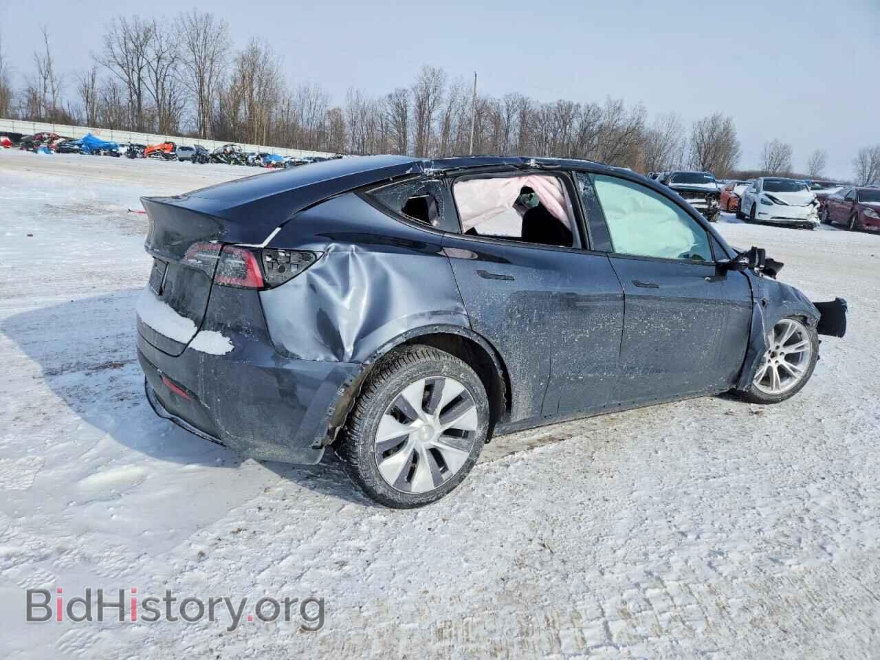 2024 TESLA MODEL Y - VIN: 7SAYGDEE6RA274182 - Фото 3