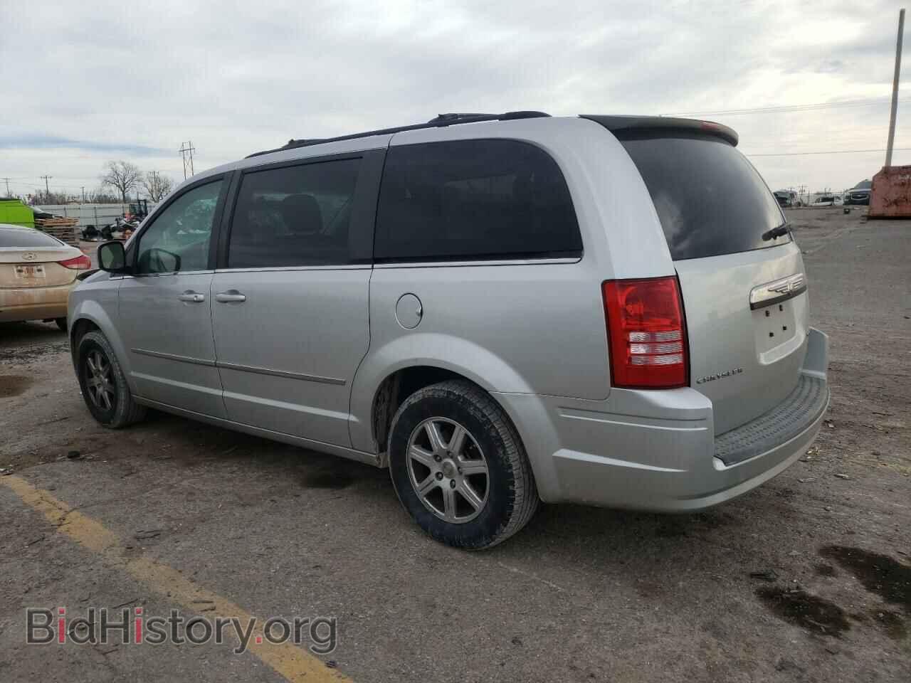 2010 CHRYSLER MINIVAN - VIN: 2A4RR5D12AR202188 - Фото 2
