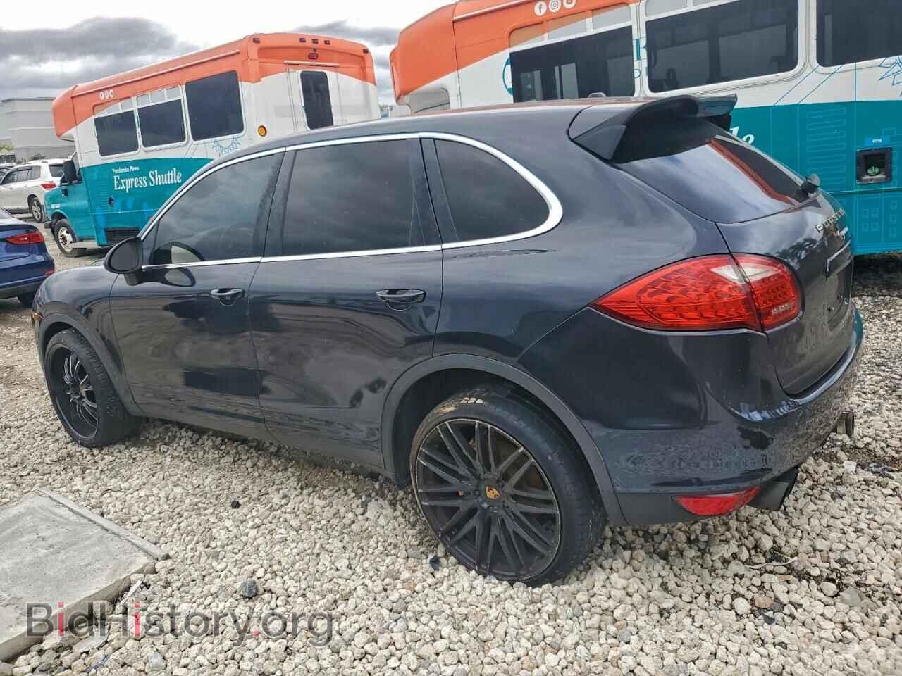 2013 PORSCHE CAYENNE - VIN: WP1AA2A29DLA08789 - Photo 2