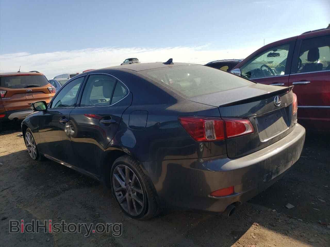 2011 LEXUS IS - VIN: JTHCF5C21B5051243 - Фото 2