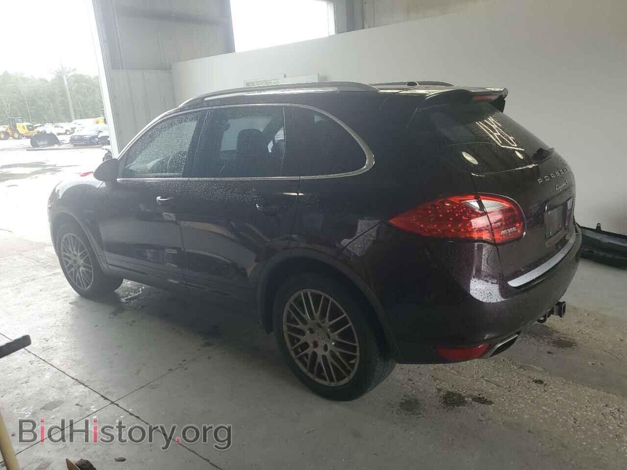 2011 PORSCHE CAYENNE - VIN: WP1AE2A21BLA93581 - Фото 2