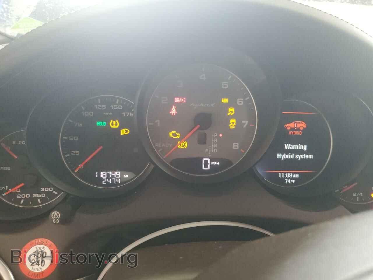 2011 PORSCHE CAYENNE - VIN: WP1AE2A21BLA93581 - Фото 9