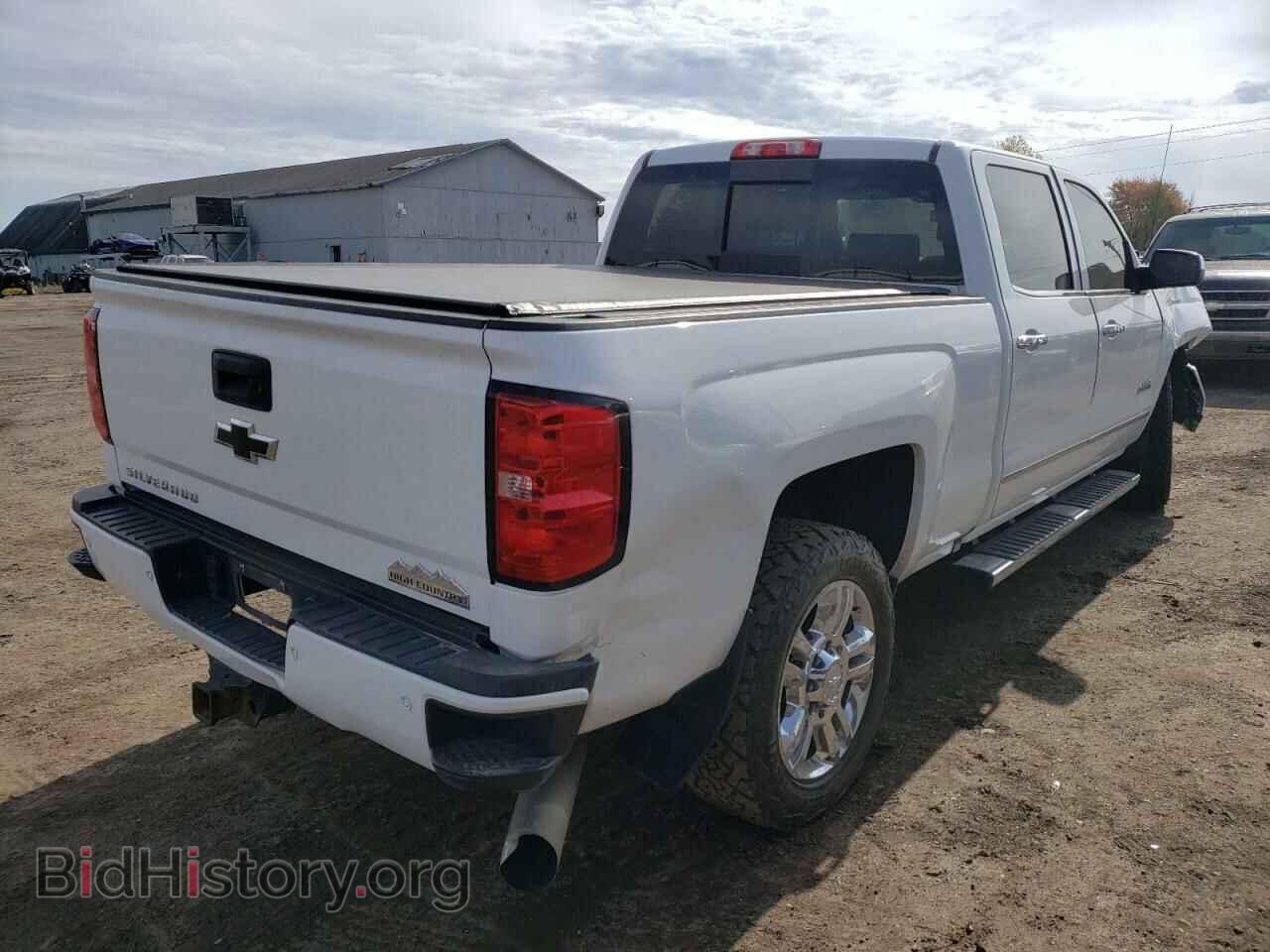 2016 CHEVROLET ALL Models - VIN: 1GC1KXE80GF301218 - Фото 3