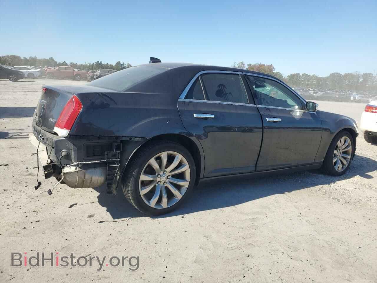 2018 CHRYSLER 300 - VIN: 2C3CCAEG4JH296058 - Фото 3