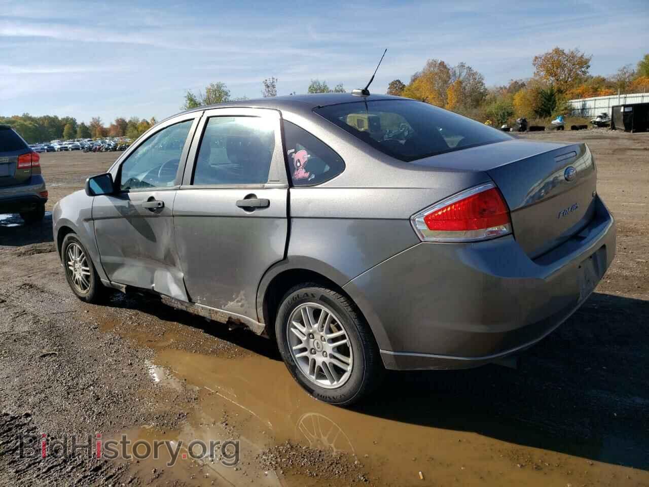 2011 FORD FOCUS - VIN: 1FAHP3FNXBW144423 - Фото 2