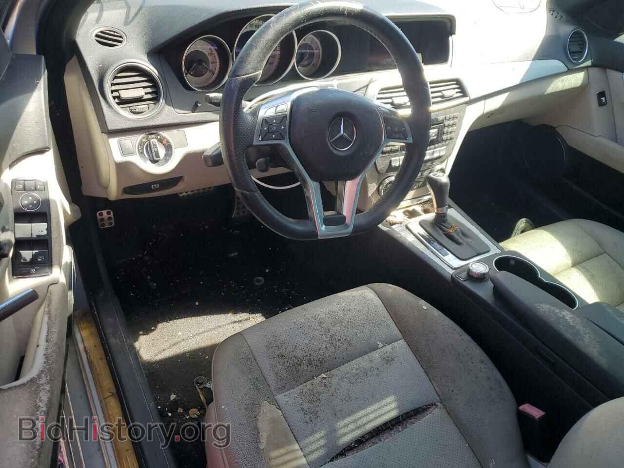 2012 MERCEDES-BENZ C-CLASS - VIN: WDDGF4HB7CA726307 - Фото 8