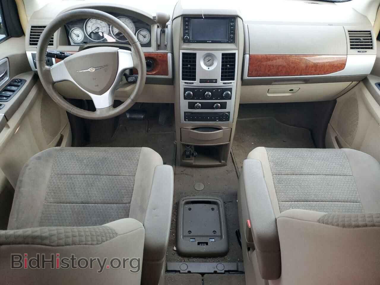2009 CHRYSLER MINIVAN - VIN: 2A8HR54109R577812 - Фото 8