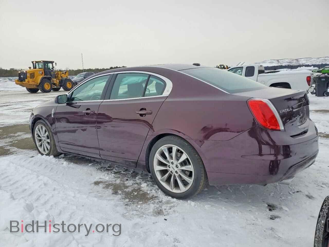 2011 LINCOLN MKS - VIN: 1LNHL9FT2BG605627 - Photo 2