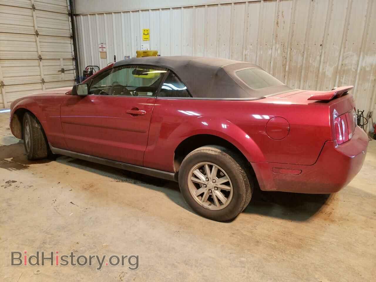 2007 FORD MUSTANG - VIN: 1ZVFT84N675279096 - Фото 2
