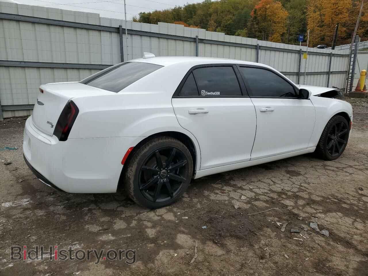 2017 CHRYSLER 300 - VIN: 2C3CCAGG4HH529962 - Фото 3