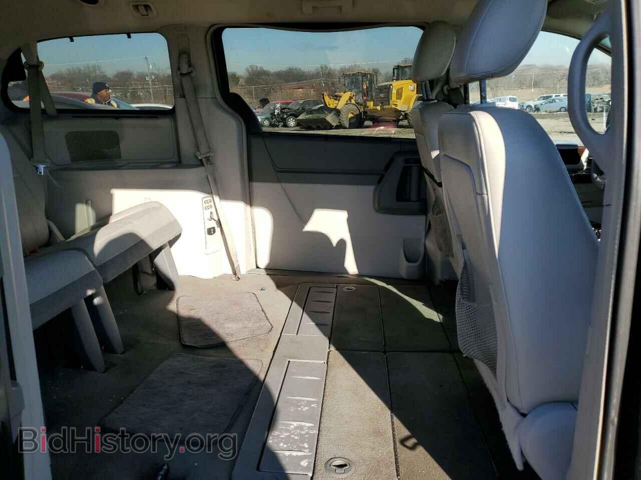 2008 CHRYSLER MINIVAN - VIN: 2A8HR44H78R115155 - Фото 11