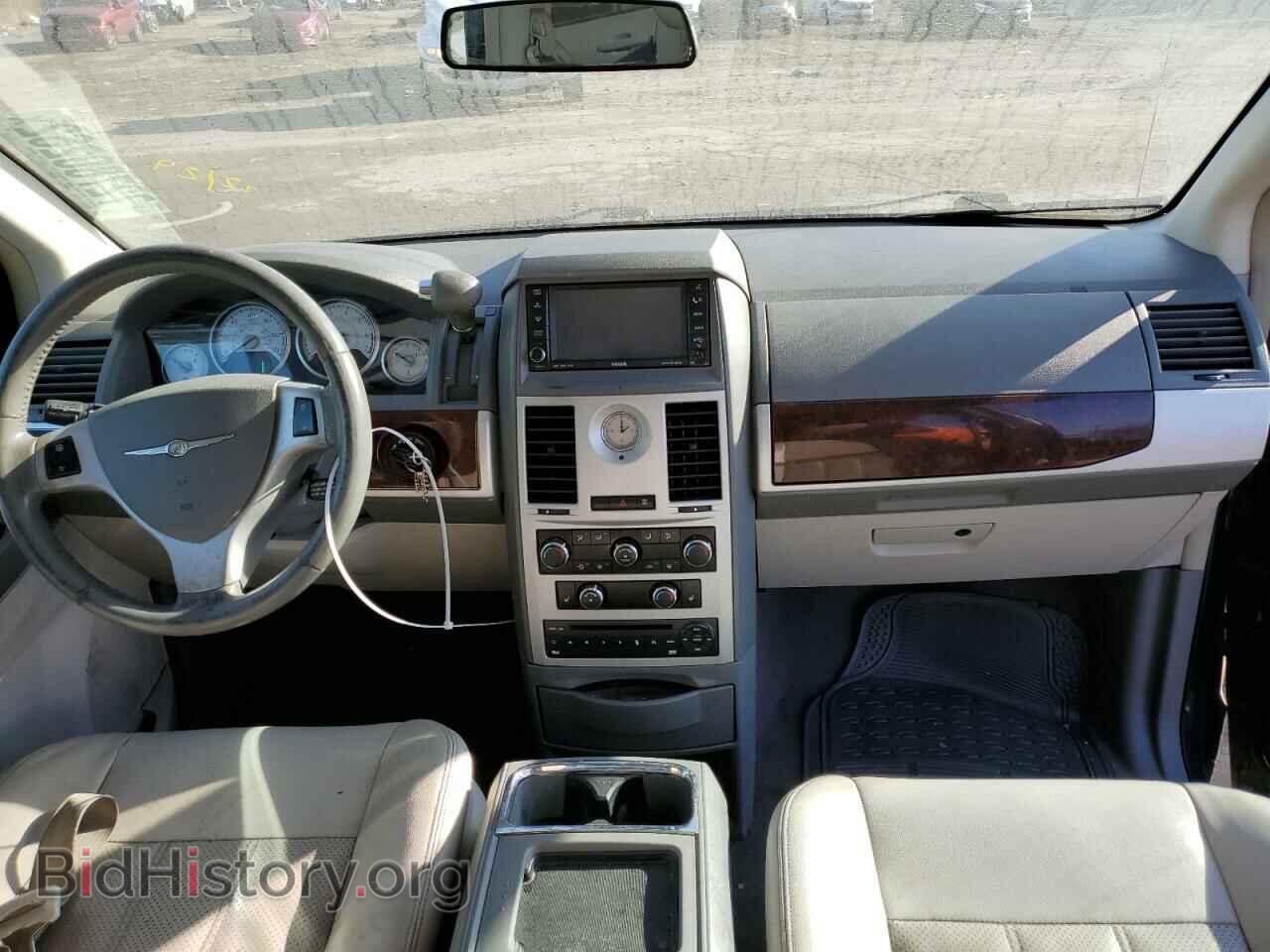 2008 CHRYSLER MINIVAN - VIN: 2A8HR44H78R115155 - Фото 8
