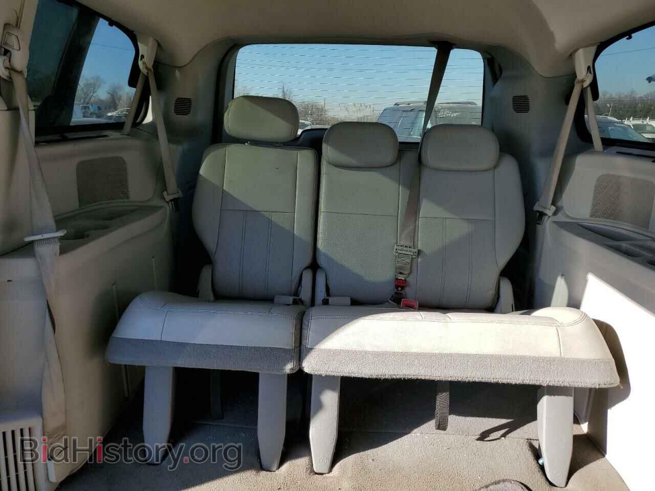 2008 CHRYSLER MINIVAN - VIN: 2A8HR44H78R115155 - Фото 10