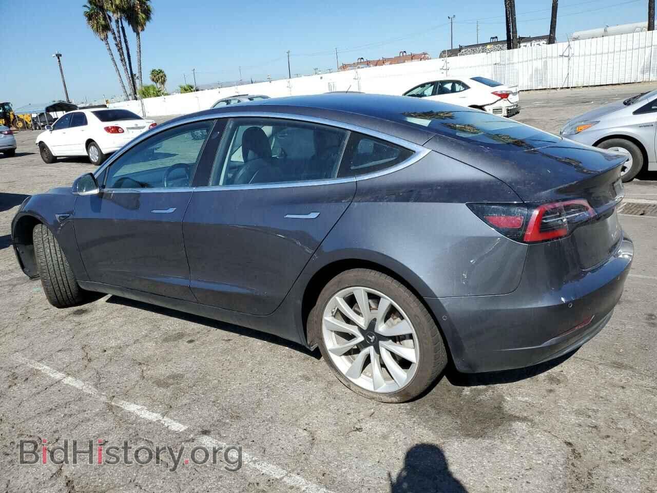 2018 TESLA MODEL 3 - VIN: 5YJ3E1EA1JF033937 - Photo 2