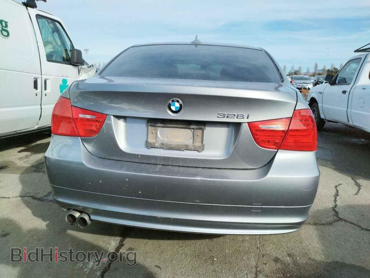 2011 BMW 3 SERIES - VIN: WBAPH5G51BNM82177 - Фото 6