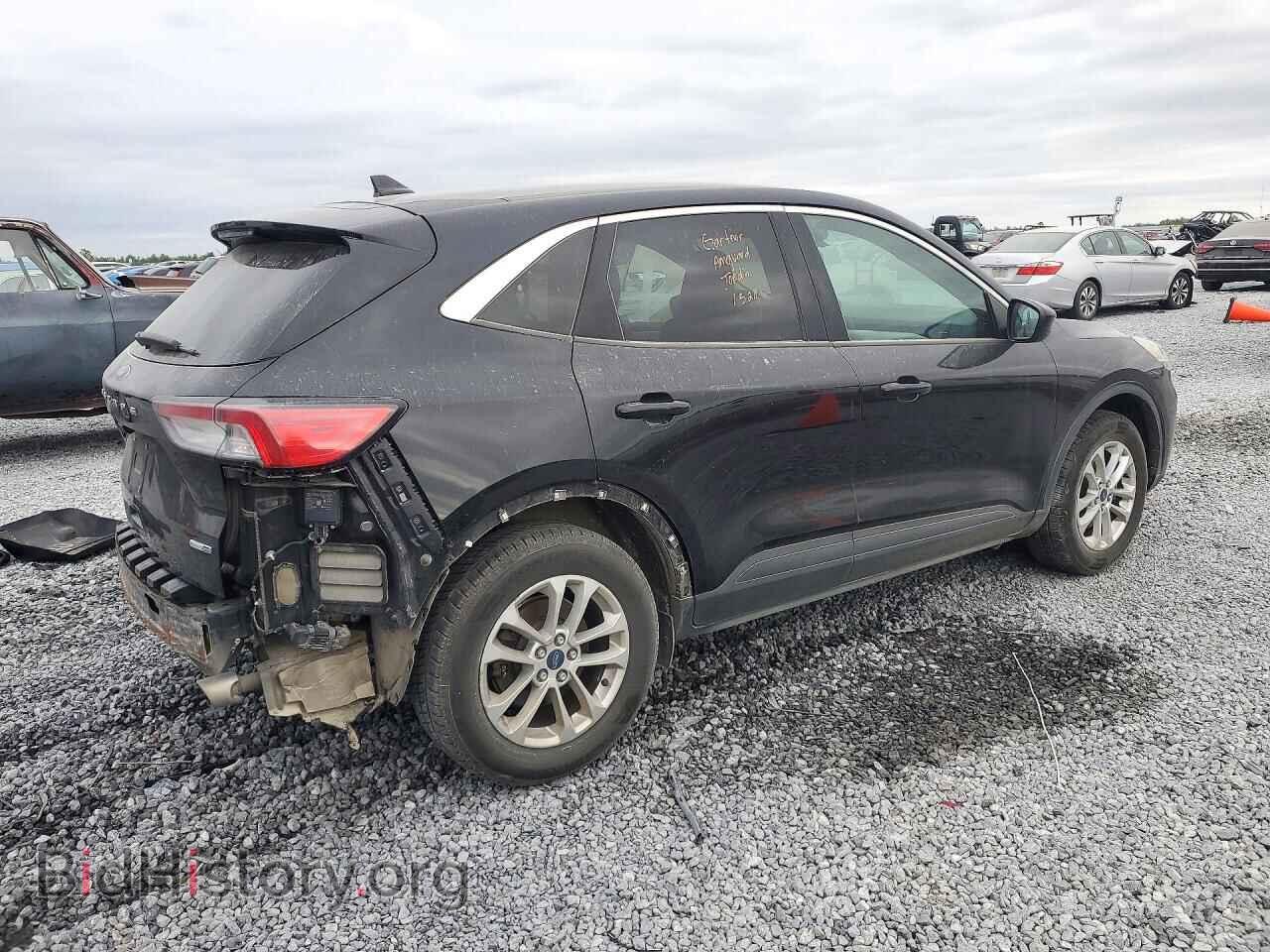 2020 Ford ESCAPE (VIN 1FMCU9G65LUA19412) — photo 3 of 14