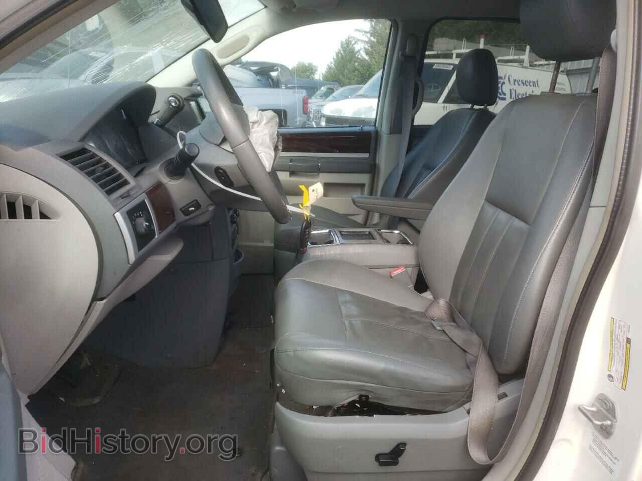 2010 CHRYSLER MINIVAN - VIN: 2A4RR5D18AR226530 - Фото 7