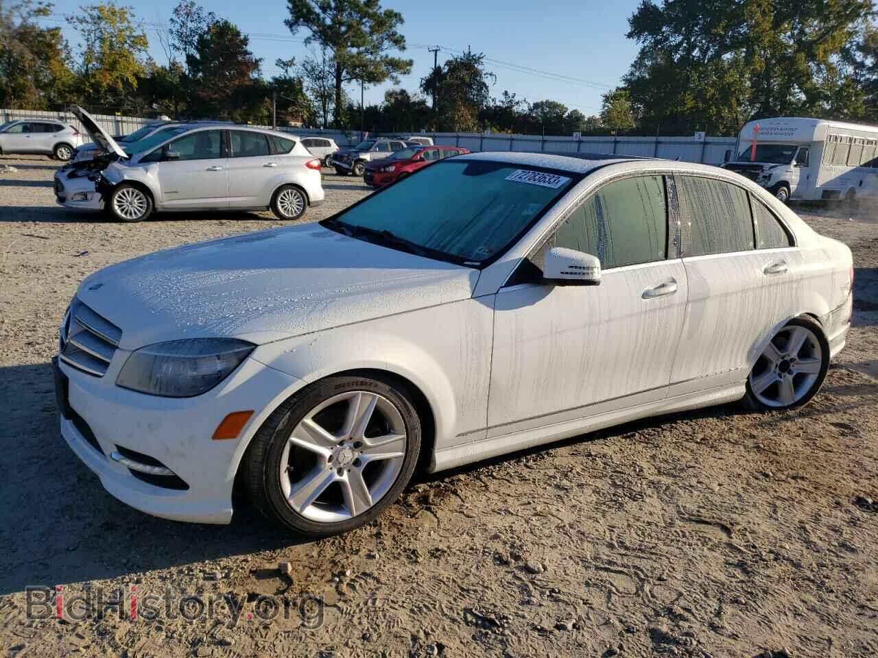 Photo WDDGF8BB7BR173612 - MERCEDES-BENZ C-CLASS 2011