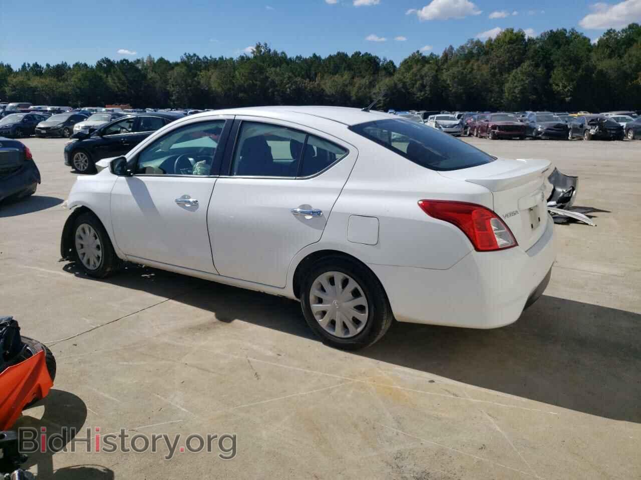 2019 NISSAN VERSA - VIN: 3N1CN7AP3KL868828 - Фото 2