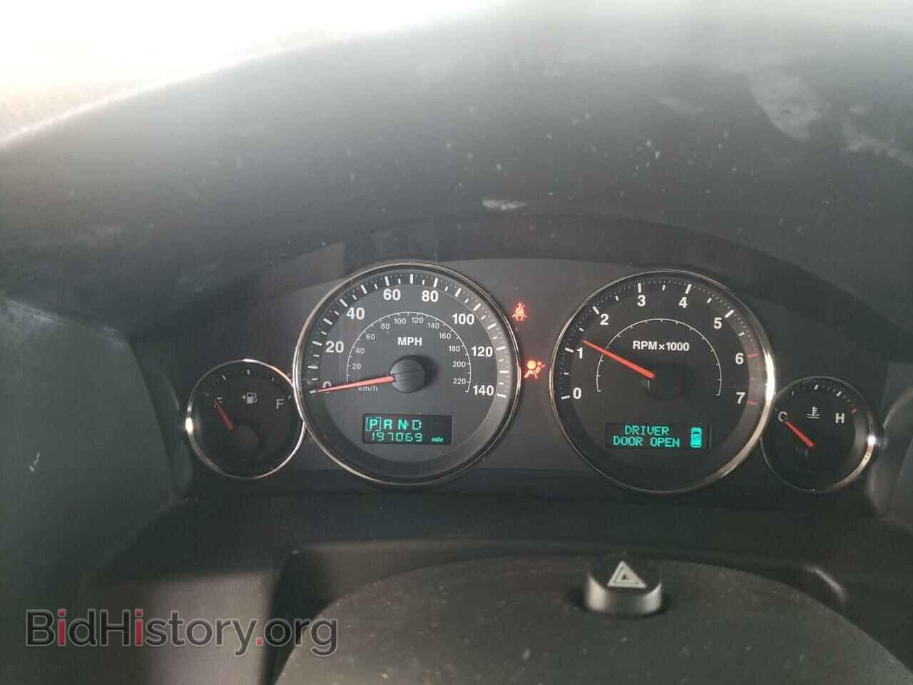 2006 JEEP COMMANDER - VIN: 1J8HH48K26C167548 - Photo 9