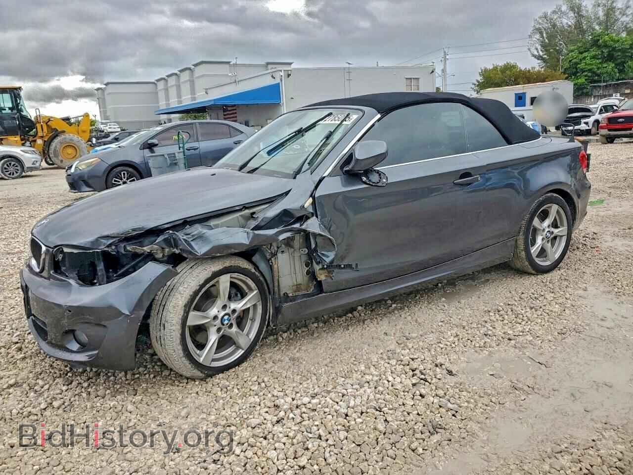 Фотография WBAUL7C58DVU08521 - BMW 1 SERIES 2013