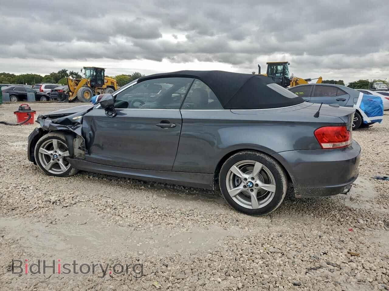 2013 BMW 1 SERIES - VIN: WBAUL7C58DVU08521 - Фото 2