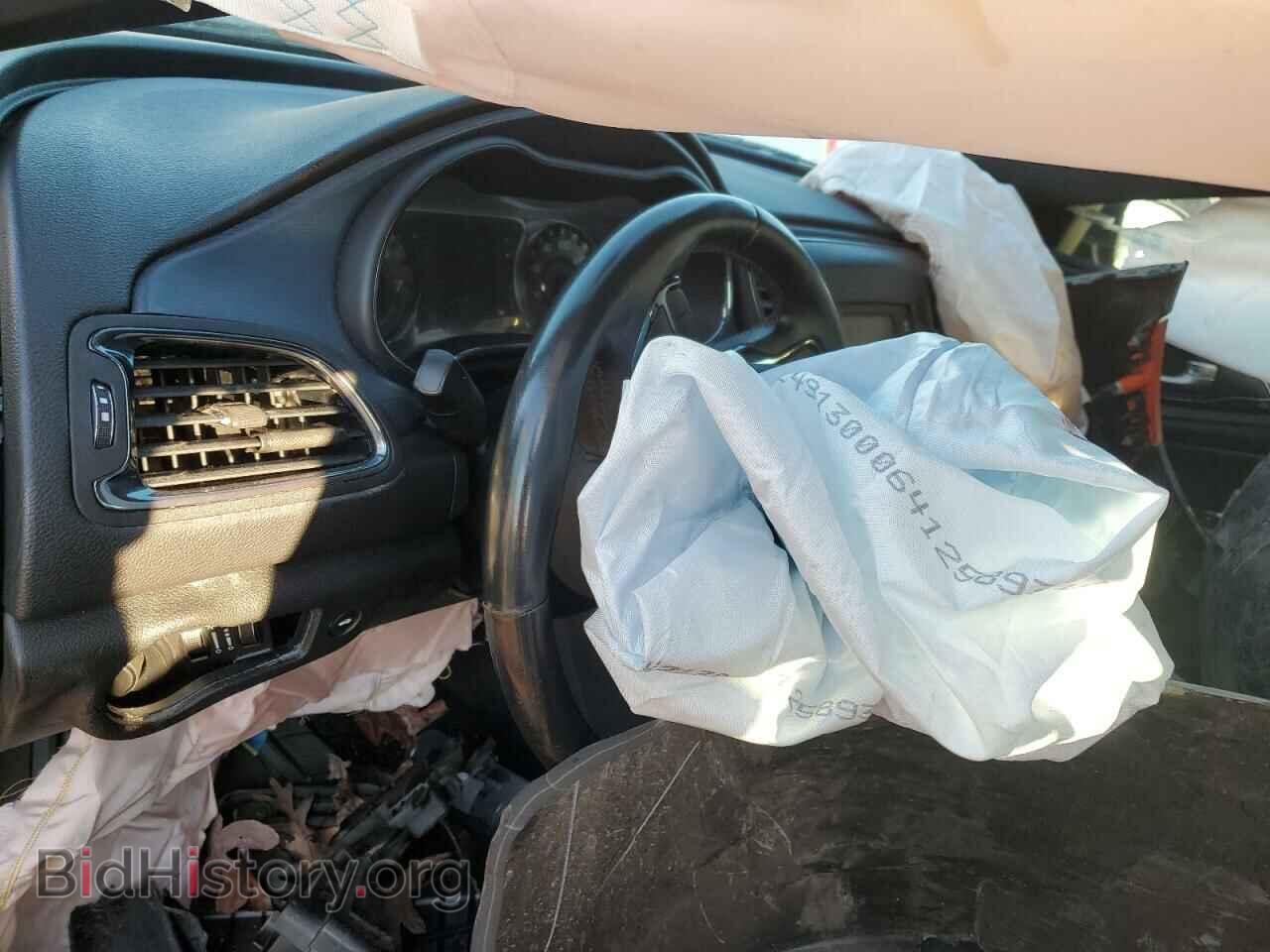 2015 CHRYSLER 200 - VIN: 1C3CCCBB2FN590822 - Фото 8