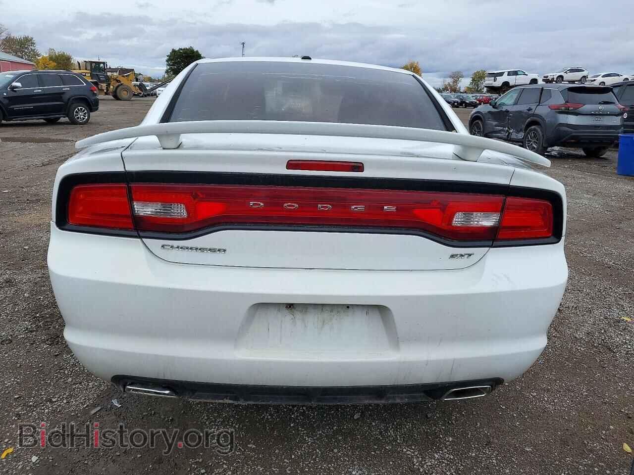 2014 Dodge CHARGER (VIN 2C3CDXHG2EH366139) — фото 6 из 12