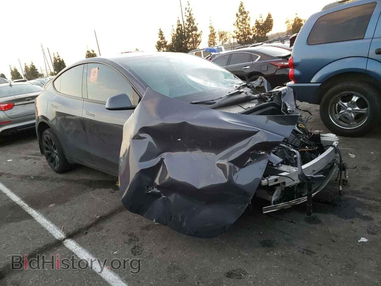 2022 TESLA MODEL Y - VIN: 7SAYGDEE3NF497082 - Фото 4