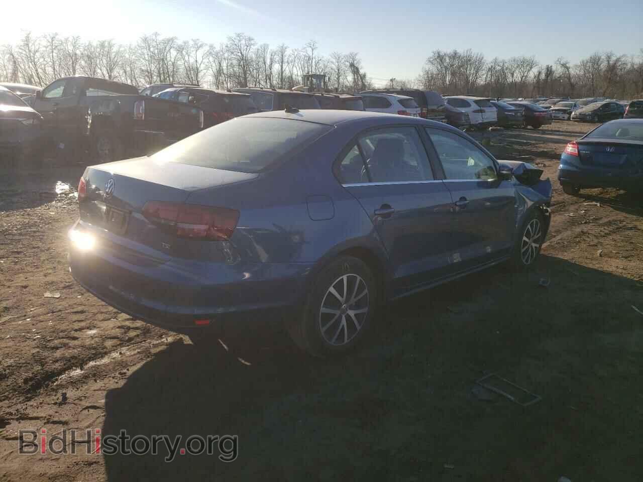 2017 VOLKSWAGEN JETTA - VIN: 3VWDB7AJ4HM335182 - Фото 3